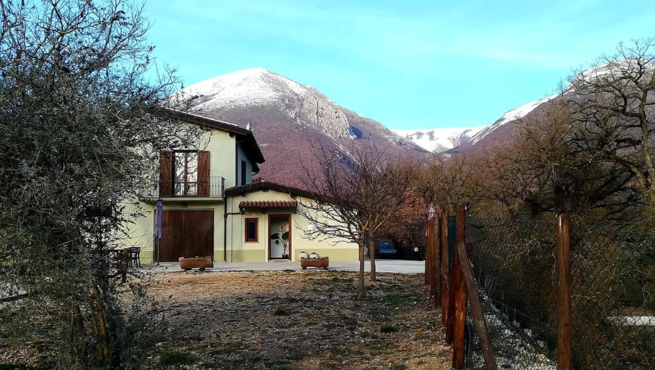 נורצ'יה B&B Fonte Vena מראה חיצוני תמונה